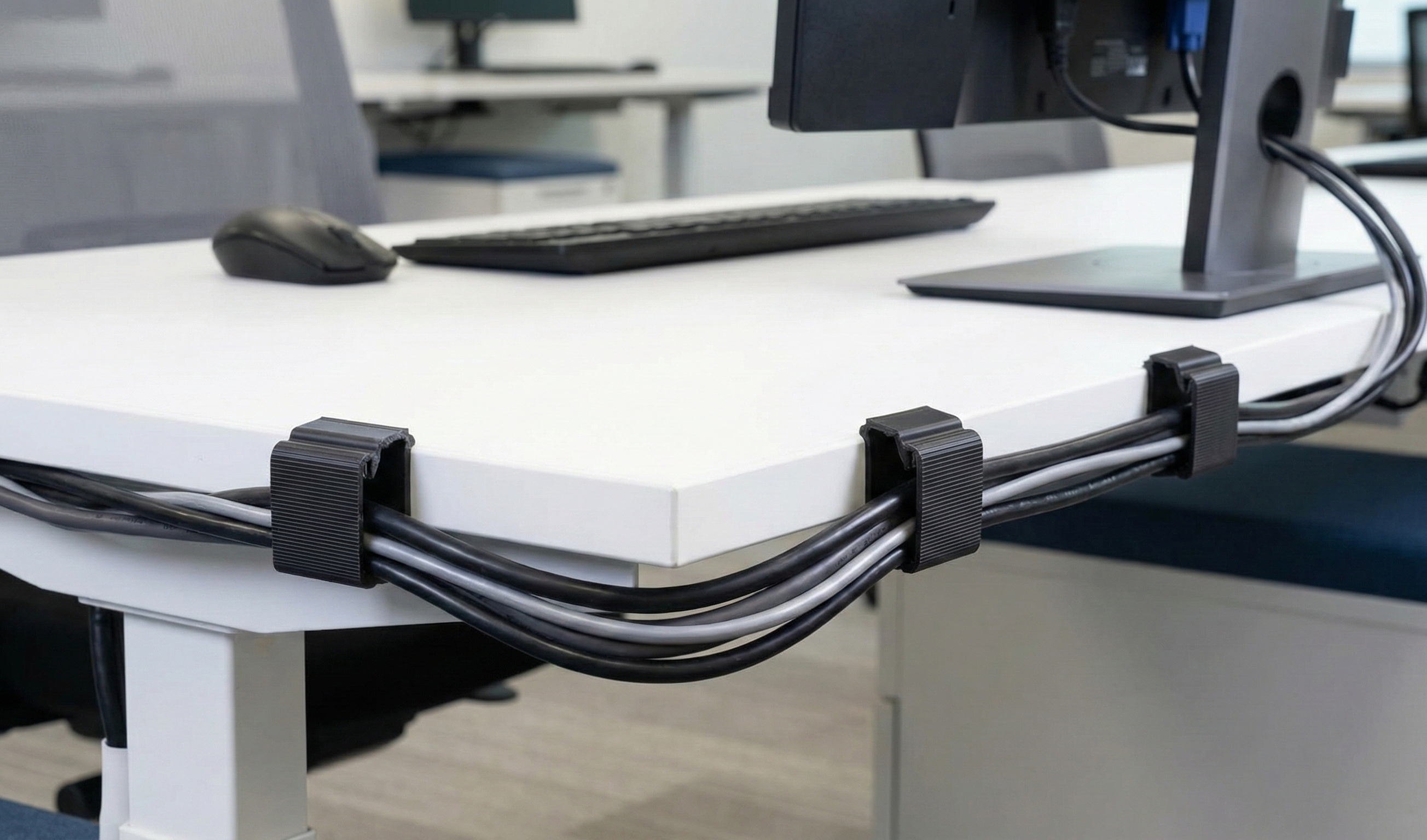 Latched Cable Anchor